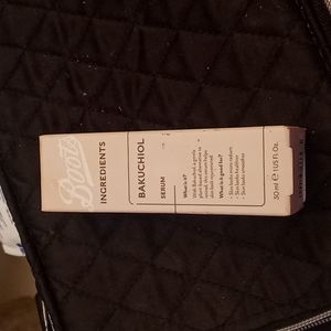 Boots Bakuchiol seeum